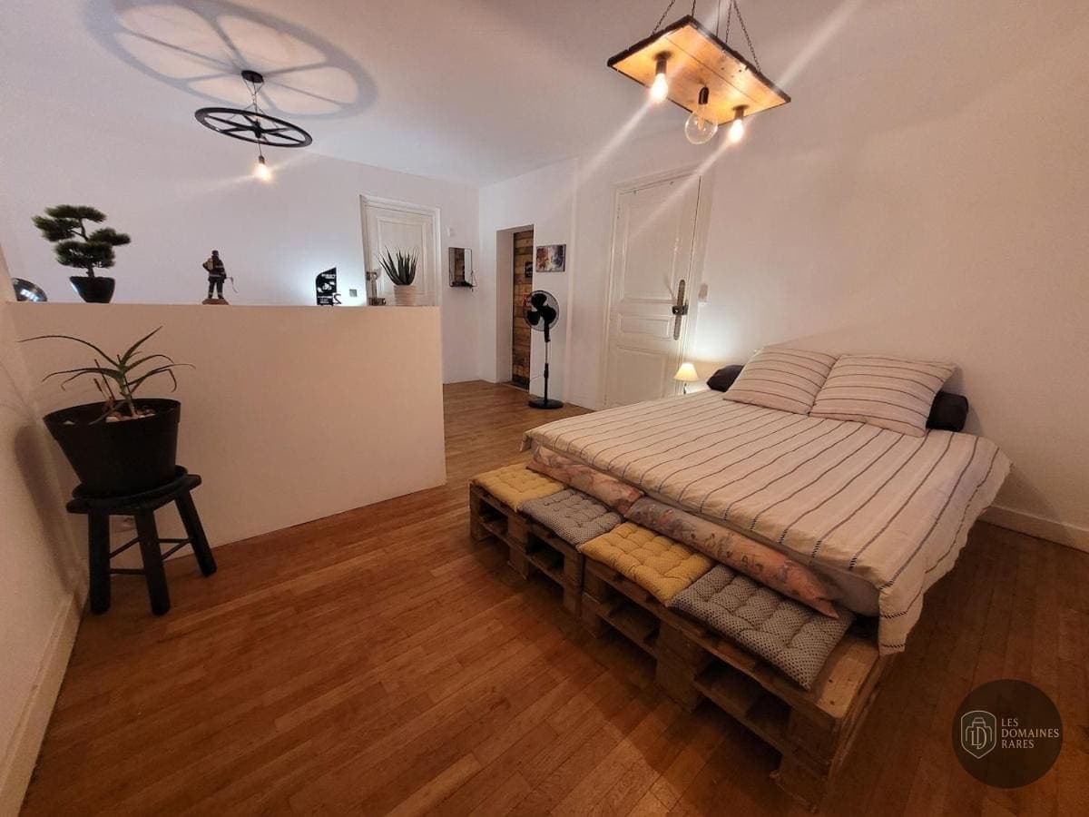 Chambre du lieu Le Compostelle à Lille en Hauts-de-France - séminaire nord (59)