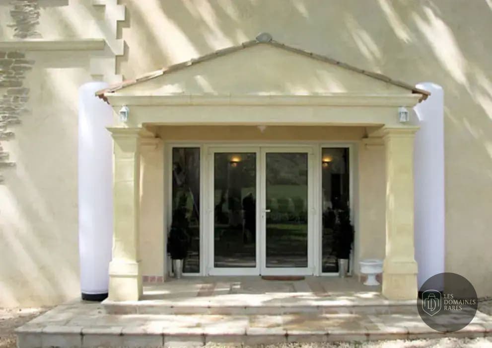Vue extérieure du salle de réception Le Daniely à Peypin en Provence-Alpes-Côte d'Azur