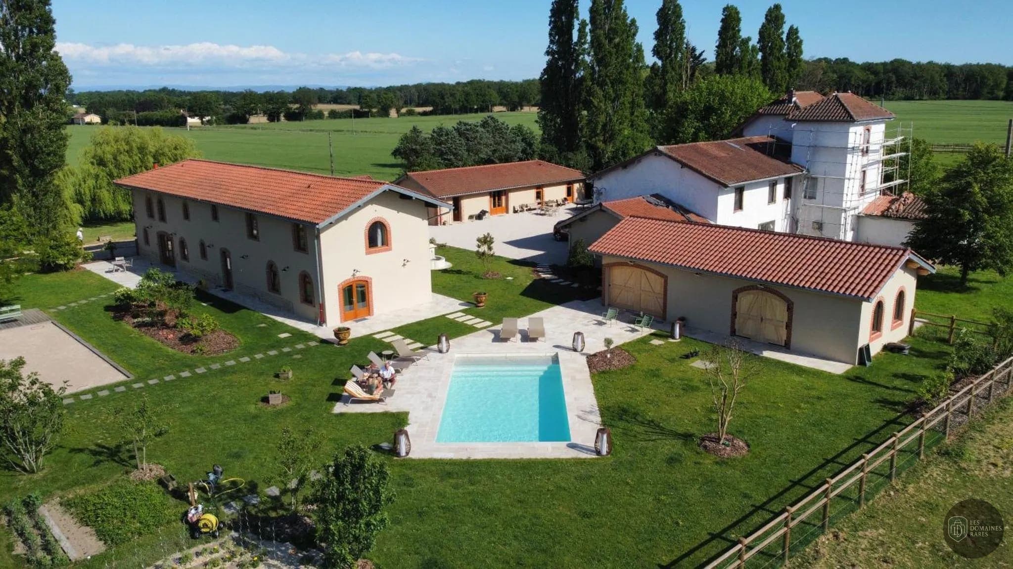 Le Domaine du Cuiset — Extérieur
