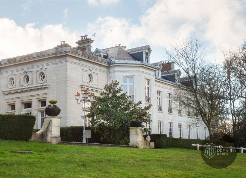 Vue extérieure du salle de réception Le Duo Bar à Paris en Île-de-France