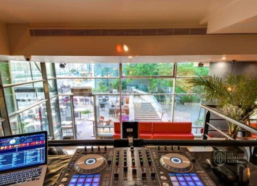 Restaurant du salle de réception Le Duo Bar à Paris en Île-de-France