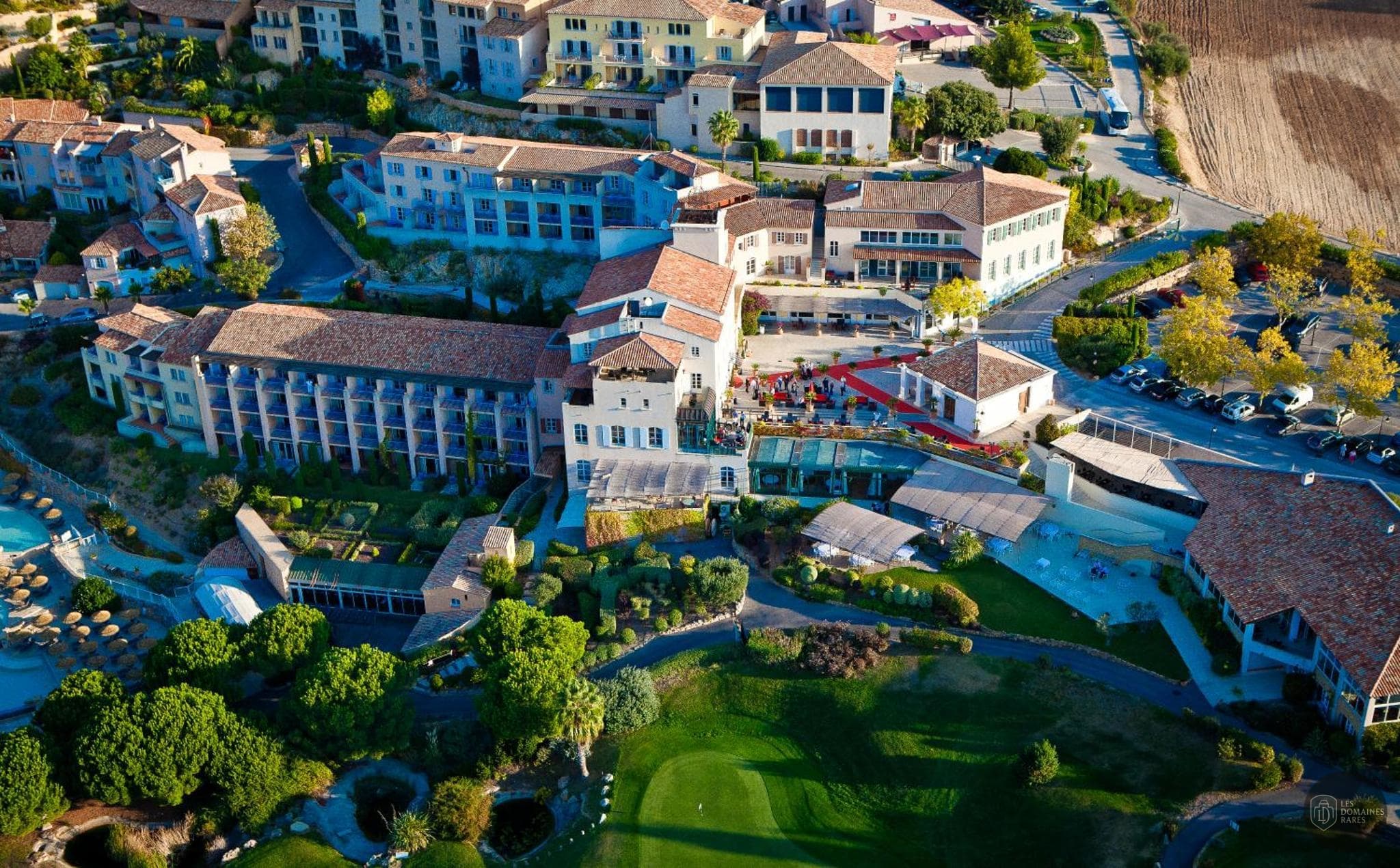 Vue extérieure de l'hôtel Le Fregate Provence en Provence-Alpes-Côte d'Azur