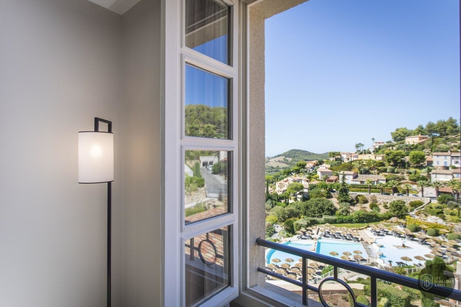 Vue extérieure de l'hôtel Le Fregate Provence en Provence-Alpes-Côte d'Azur