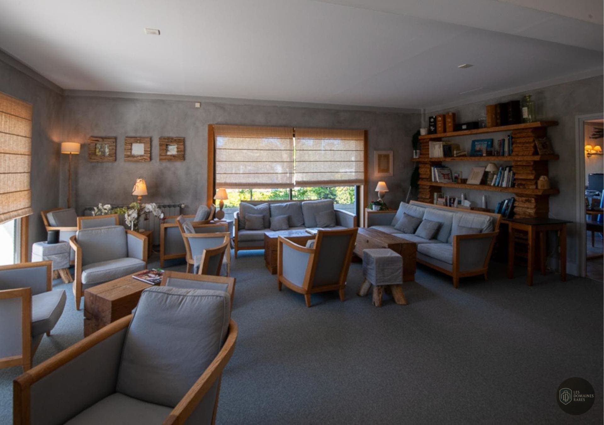 Espace intérieur du lieu Le Gavrinis à Baden en Bretagne