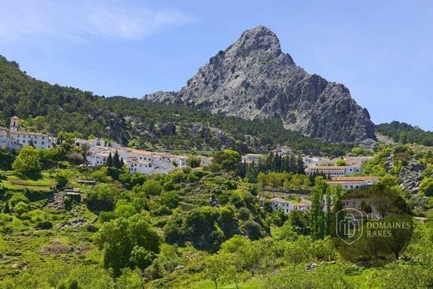 Vue extérieure du lieu Le Gibraltar à Draveil en Île-de-France