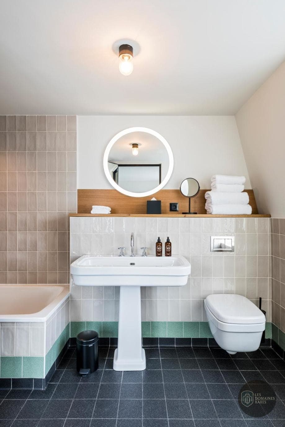Salle de bain de l'hôtel Le Grand Quartier en Île-de-France