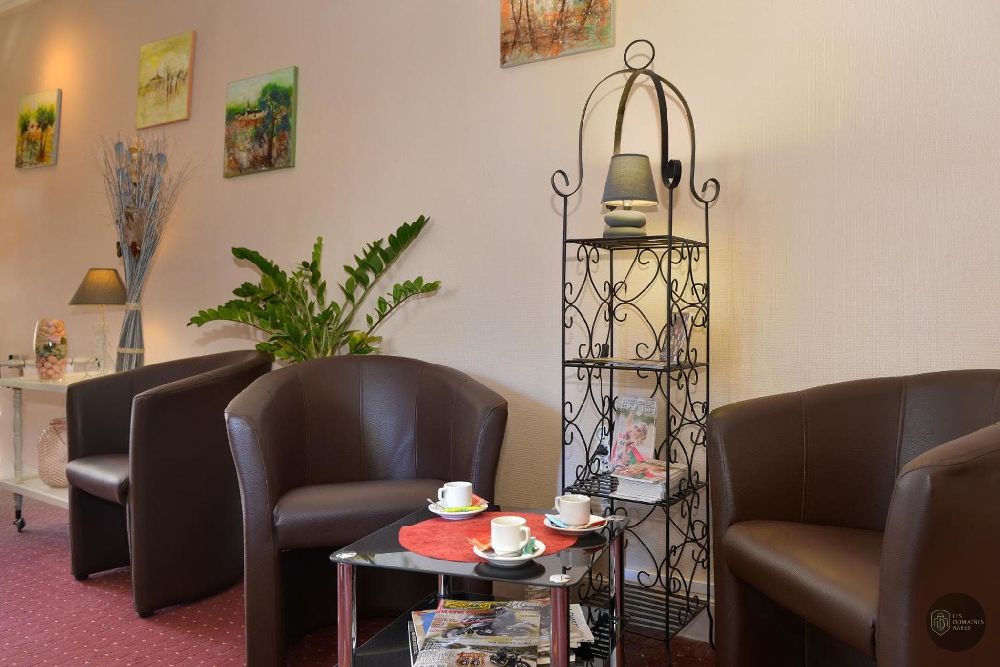 Espace intérieur du domaine Le Jardin Sauvage à Paris en Île-de-France