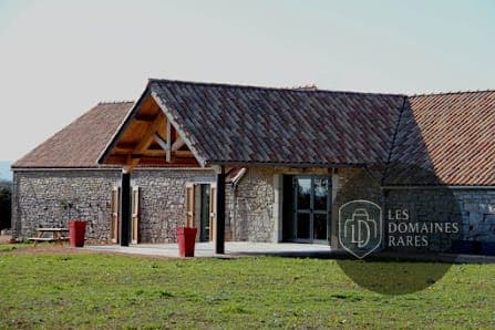 Vue extérieure du salle de réception Le Jas du Camper à Millau en Occitanie
