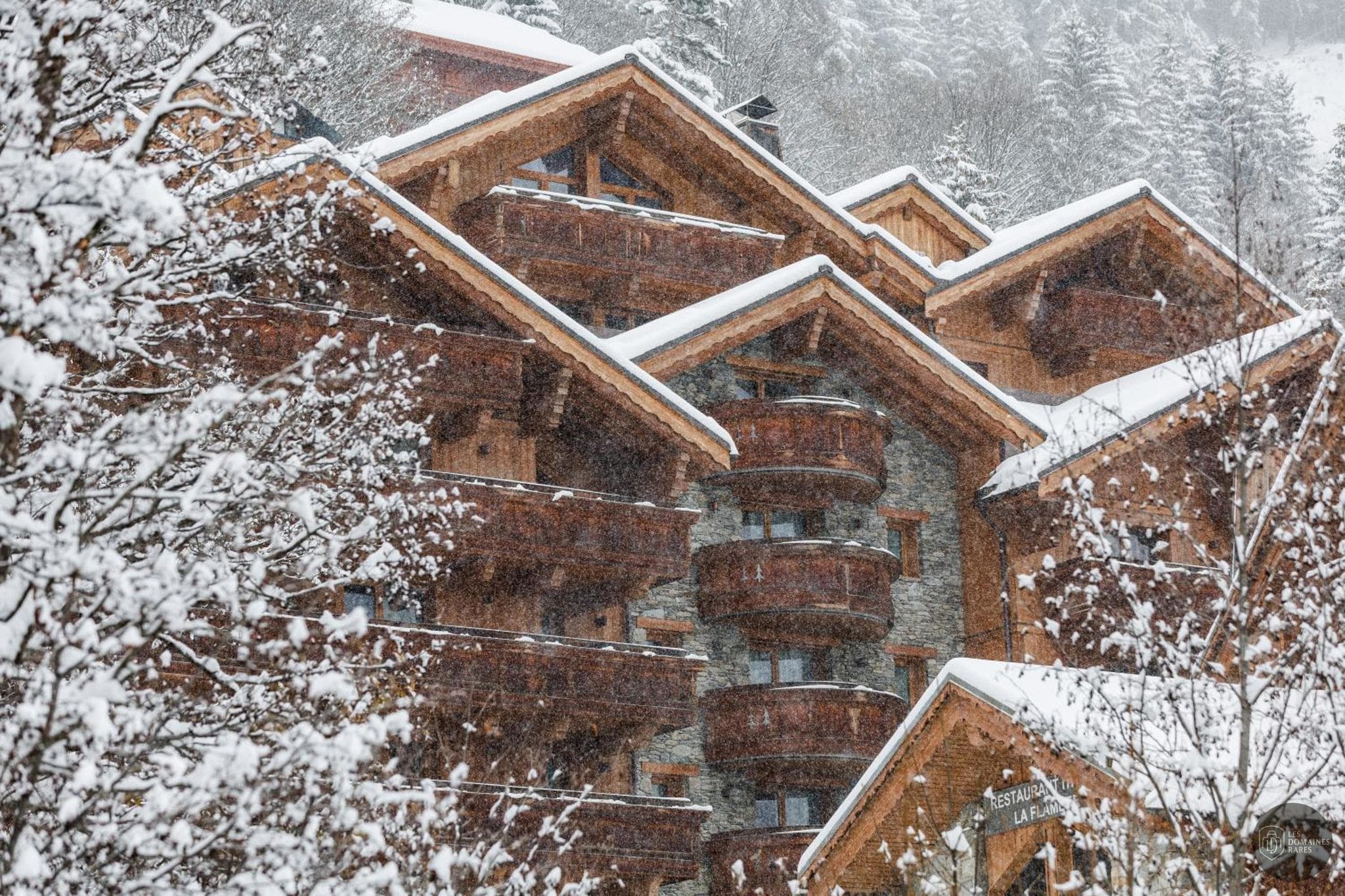 Vue extérieure de l'hôtel Le Kaïla à Méribel en Auvergne-Rhône-Alpes