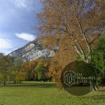 Vue extérieure du salle de séminaire Le Laussy à Gières en Auvergne-Rhône-Alpes