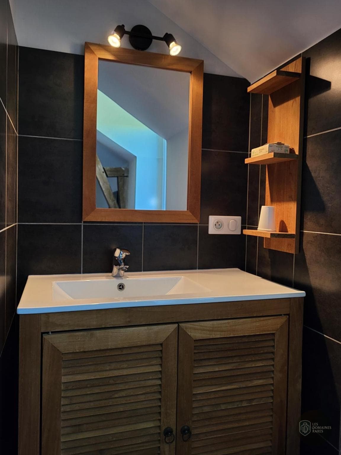 Salle de bain de l'hôtel Le Logis de la Lys en Hauts-de-France