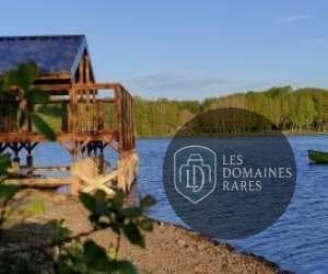 Vue extérieure de l'hôtel Le Madam à Paris en Île-de-France