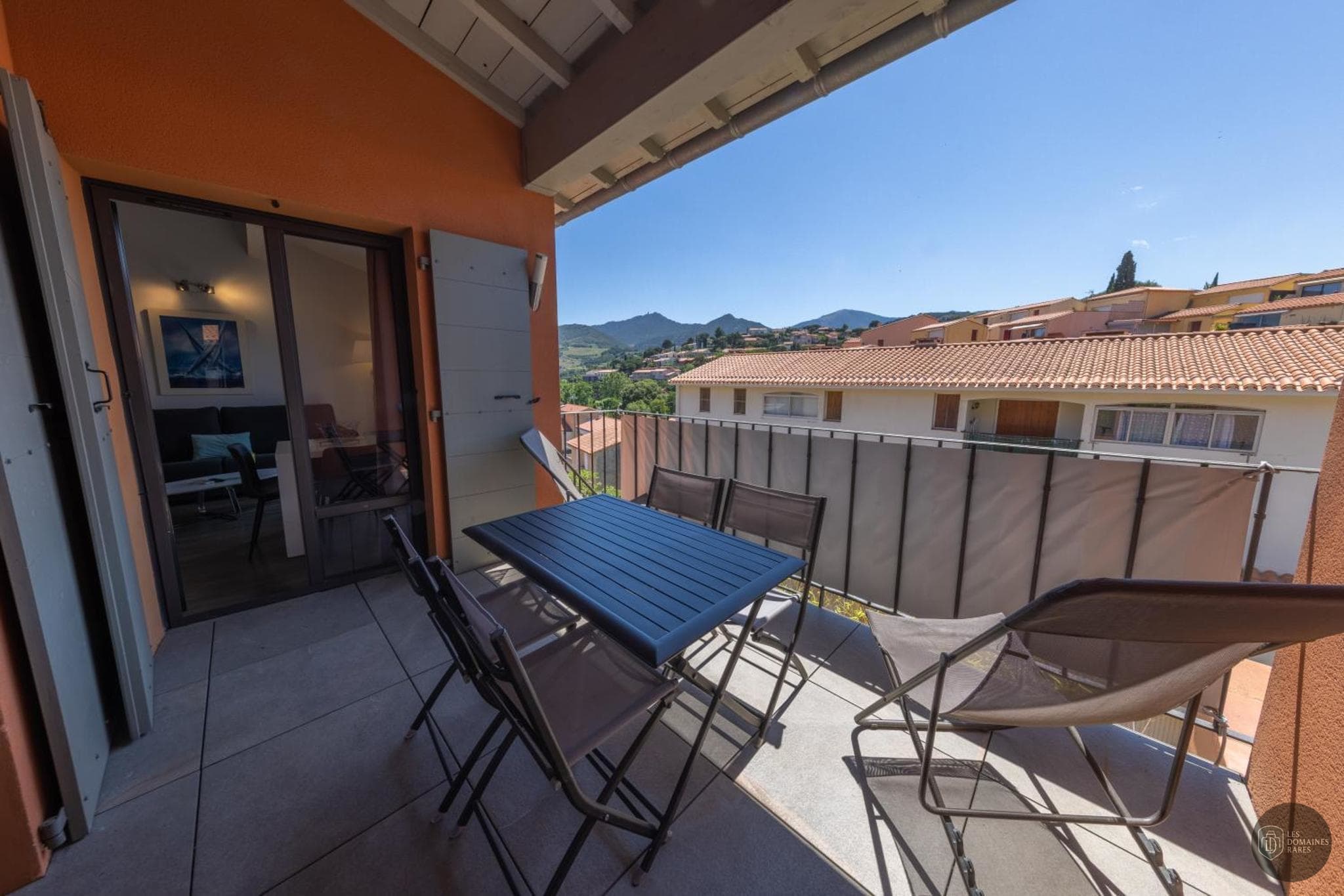 Vue extérieure de l'hôtel Le Madeloc en Occitanie