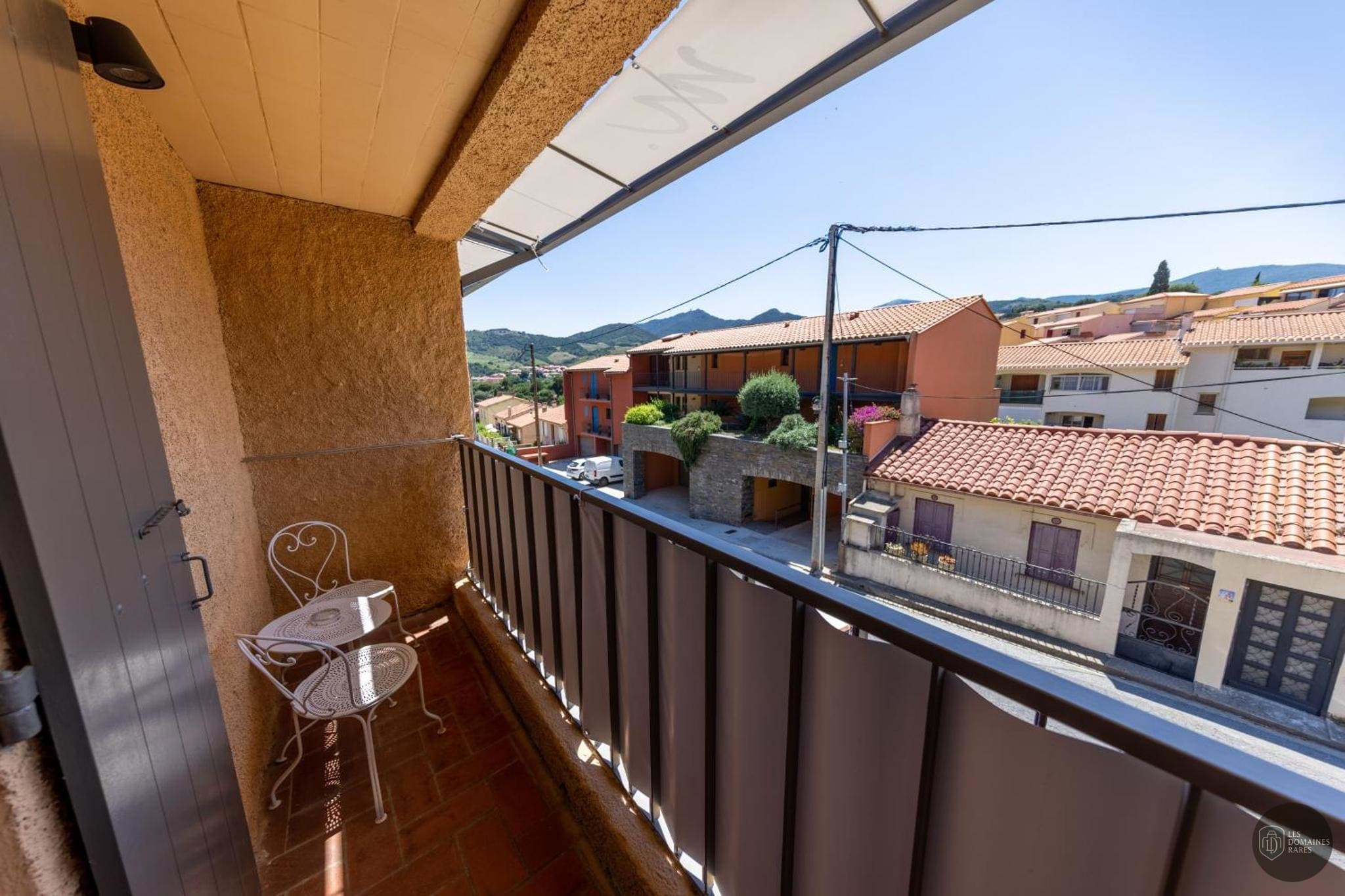 Vue extérieure de l'hôtel Le Madeloc en Occitanie