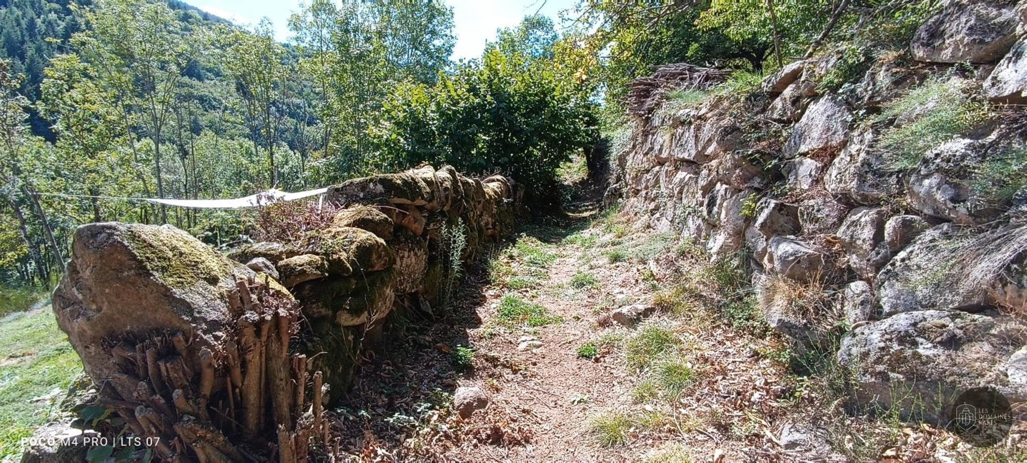 Vue extérieure du lieu Le Maisnil mon Temps à Le en Hauts-de-France