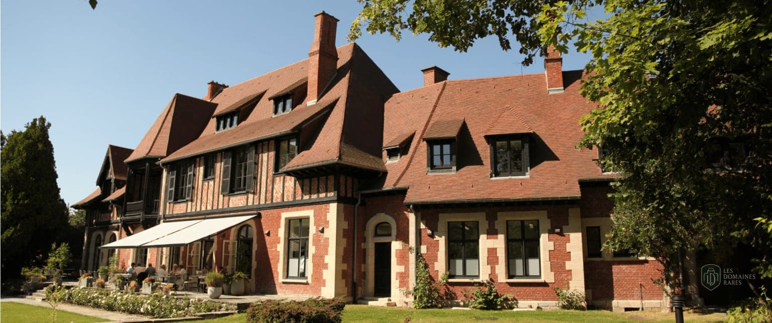 Vue extérieure du manoir Le Manoir de Marcq à Wasquehal en Hauts-de-France