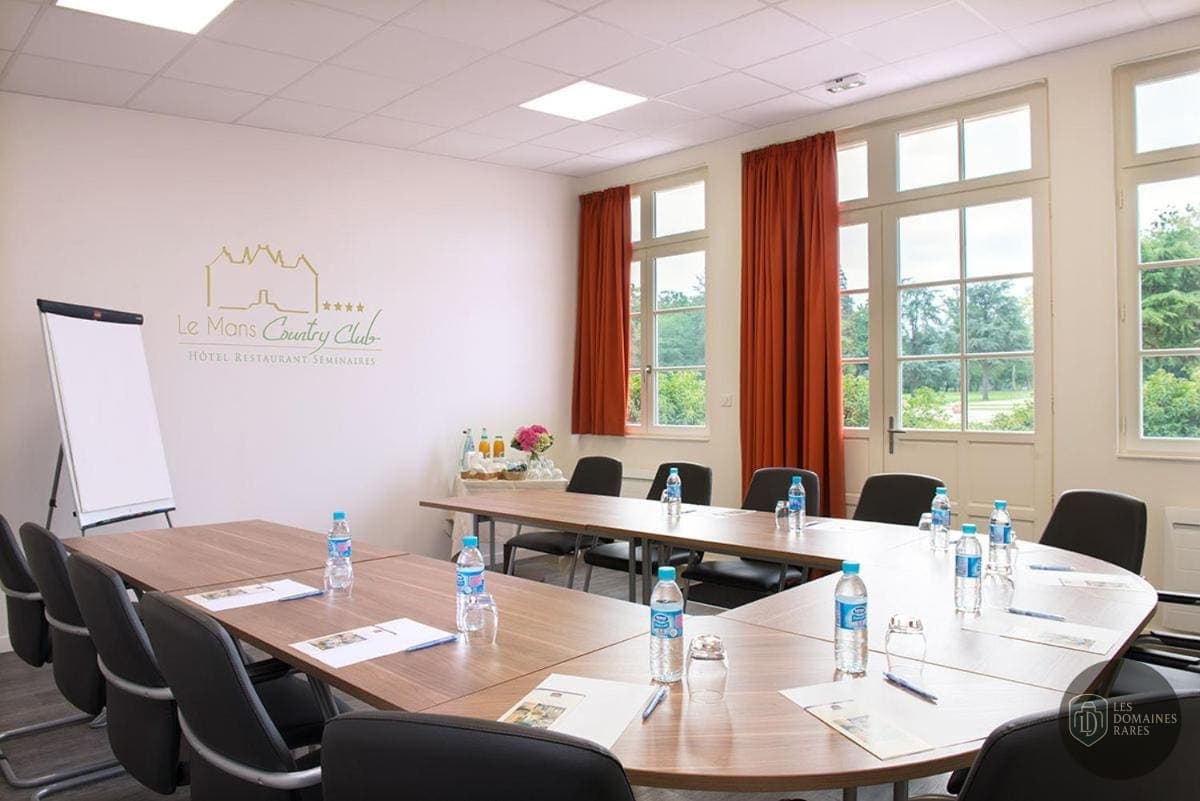 Vue extérieure du lieu Le Mans Country Club en Pays de la Loire