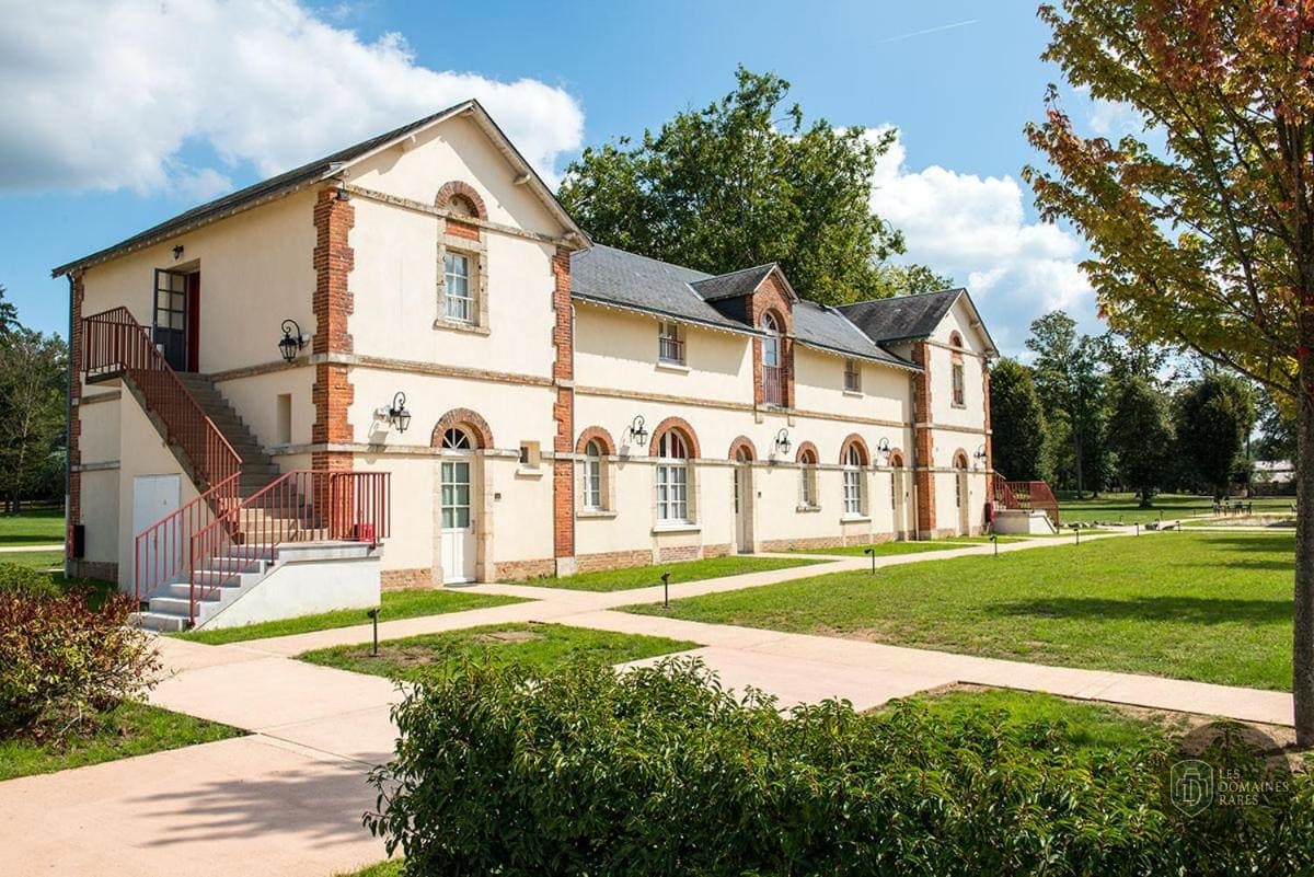 Vue extérieure du lieu Le Mans Country Club en Pays de la Loire
