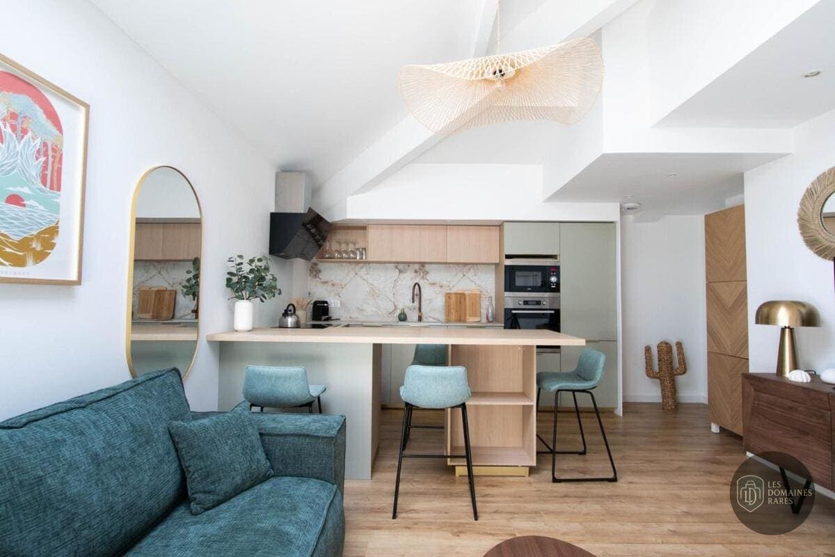 Espace intérieur de l'hôtel Le Marco Polo à Bordeaux en Nouvelle-Aquitaine