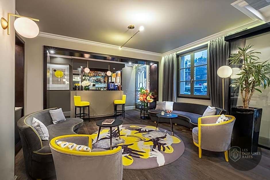 Espace intérieur de l'hôtel Le Marquis Eiffel à Paris en Île-de-France