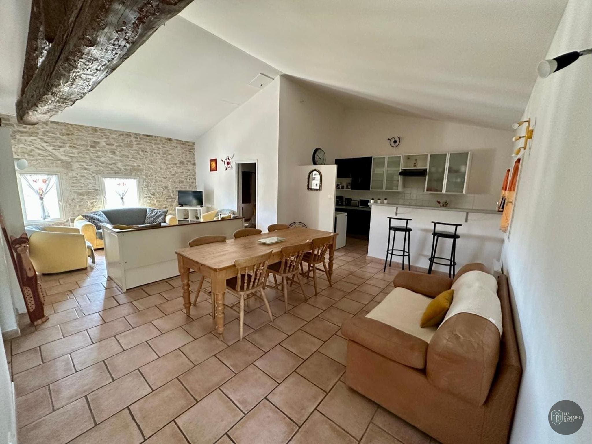 Espace intérieur du domaine Le Mas de Ponge en Occitanie