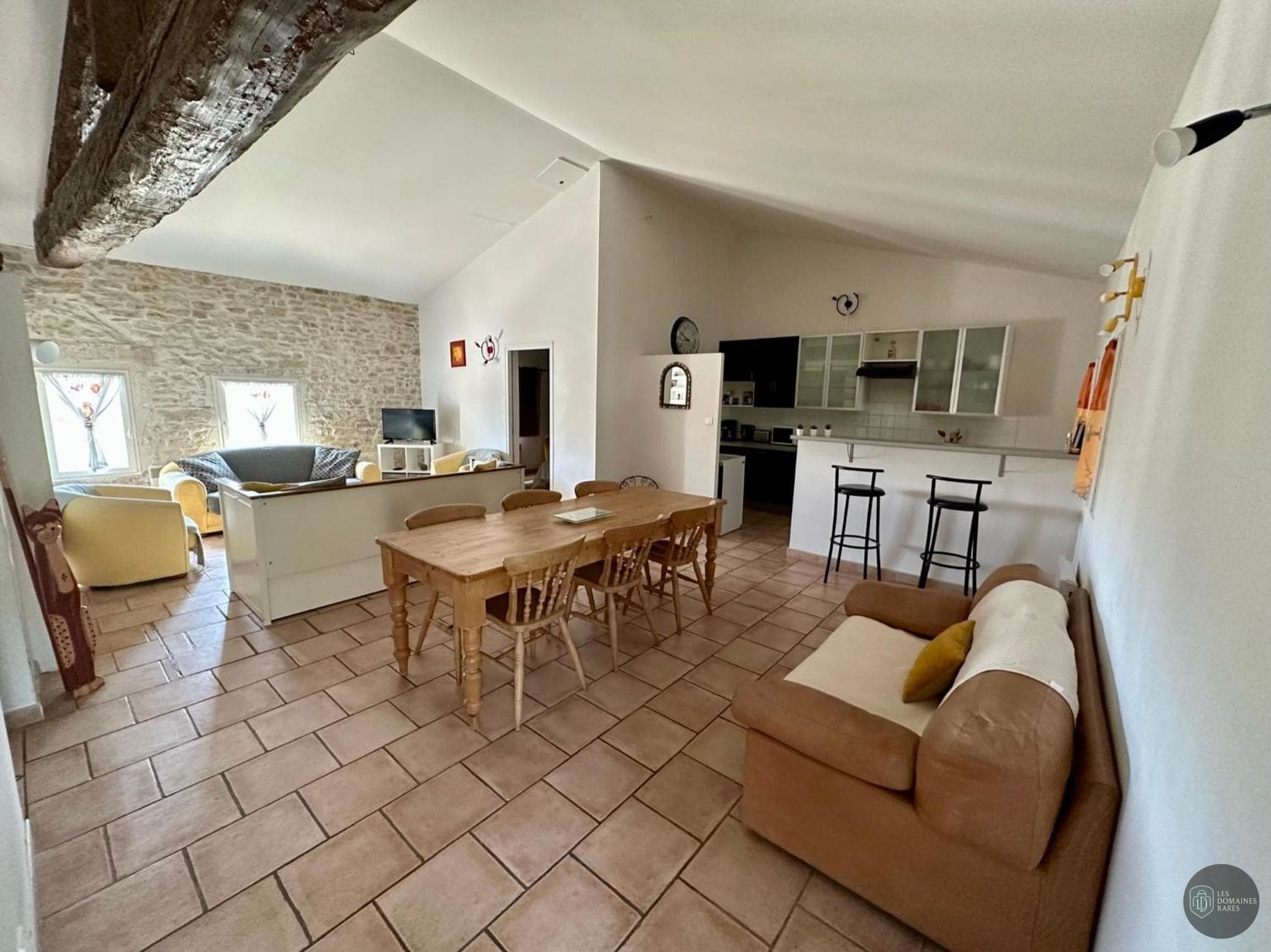 Espace intérieur du domaine Le Mas de Ponge en Occitanie