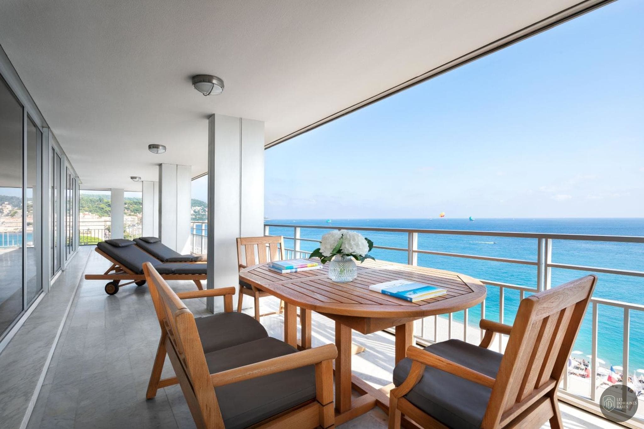 Vue extérieure de l'hôtel Le Meridien Nice à Nice en Provence-Alpes-Côte d'Azur