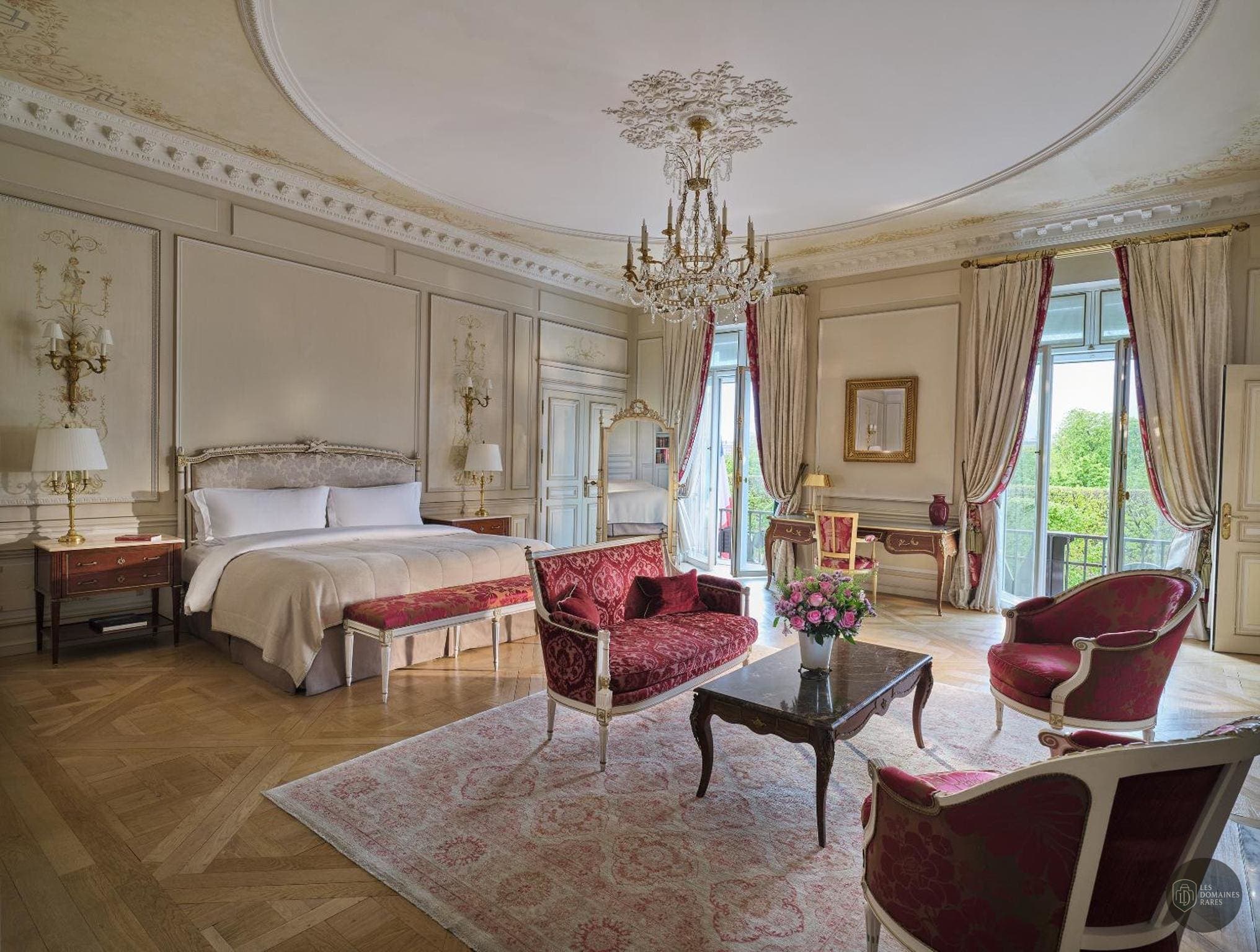 Chambre de l'hôtel Le Meurice à Paris en Île-de-France - séminaire paris france coordonnées gps latitude : 48.86533