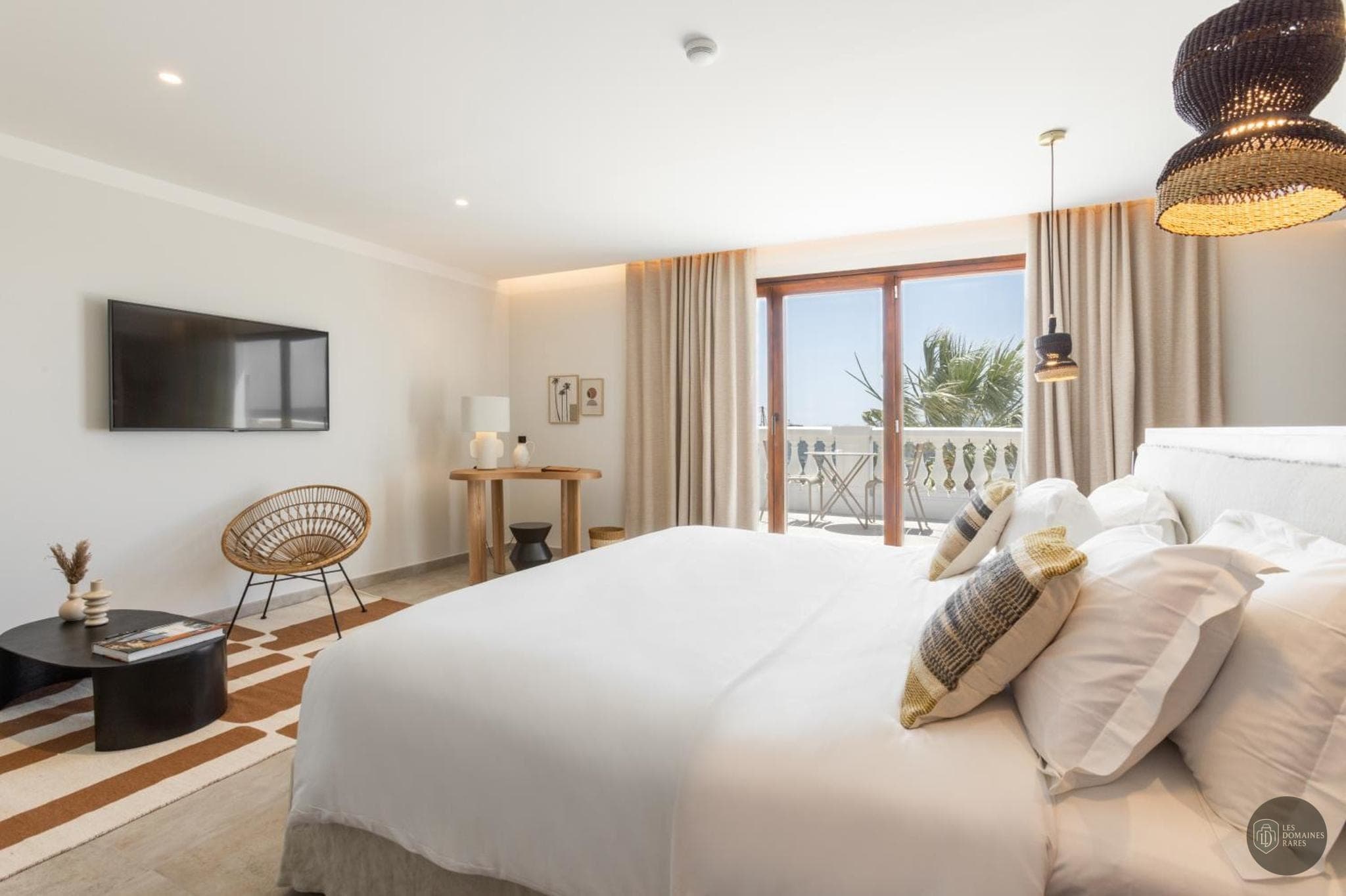 Vue extérieure de l'hôtel Le Mirage en Provence-Alpes-Côte d'Azur