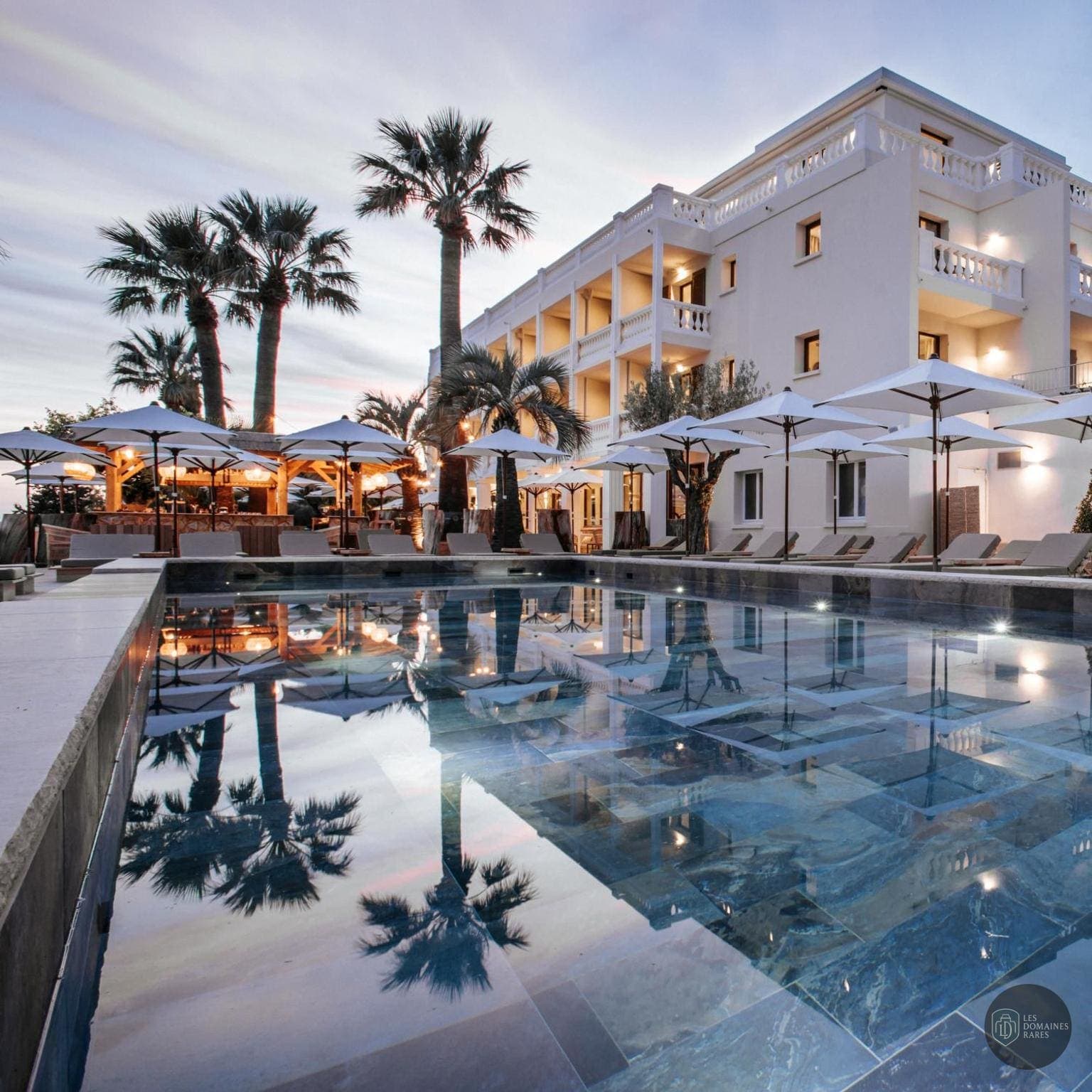 Piscine et activités de l'hôtel Le Mirage en Provence-Alpes-Côte d'Azur