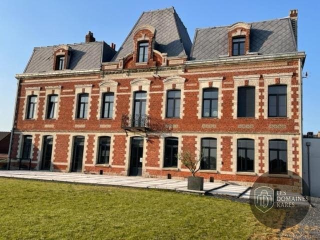 Vue extérieure du lieu Le Monde du Nedo en Bretagne