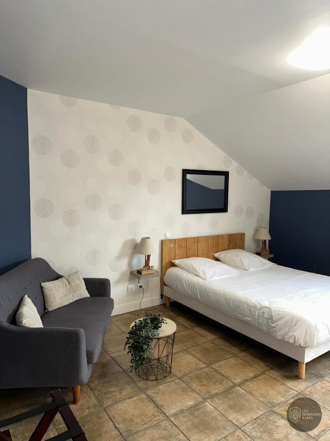 Chambre de l'hôtel Le Montania à Nébouzat en Auvergne-Rhône-Alpes