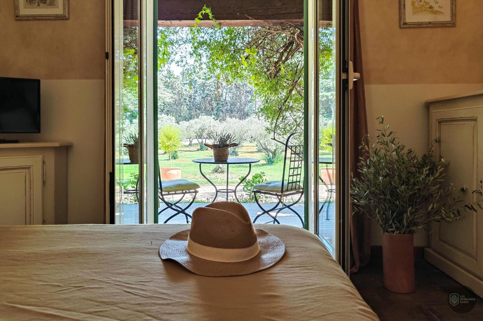 Chambre de l'hôtel Le Moulin d'Aure à Graveson en Provence-Alpes-Côte d'Azur