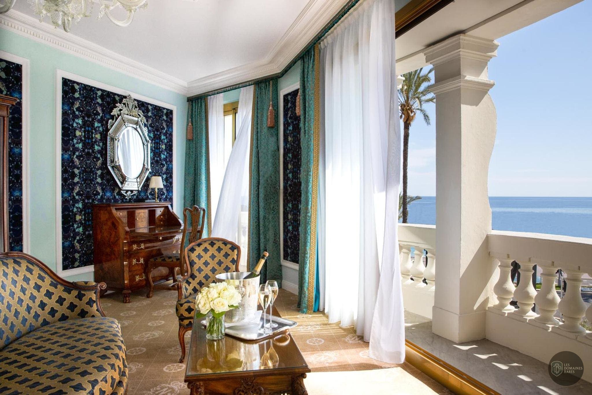 Vue extérieure de l'hôtel Le Negresco à Nice en Provence-Alpes-Côte d'Azur