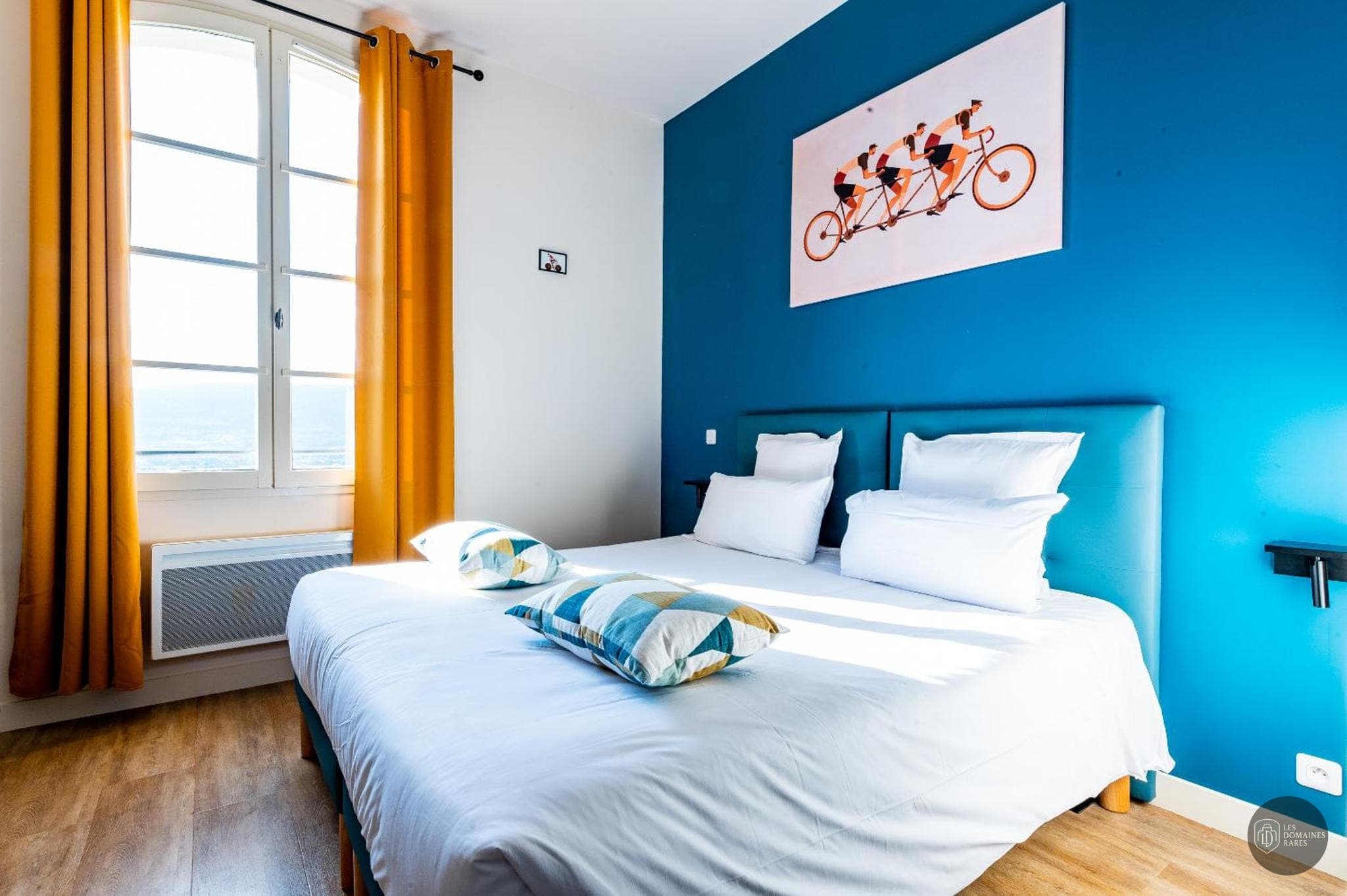 Chambre de l'hôtel Le Nesk en Provence-Alpes-Côte d'Azur - séminaire sault, france