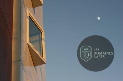 Vue extérieure de l'hôtel Le Nexhotel à Tarbes en Occitanie