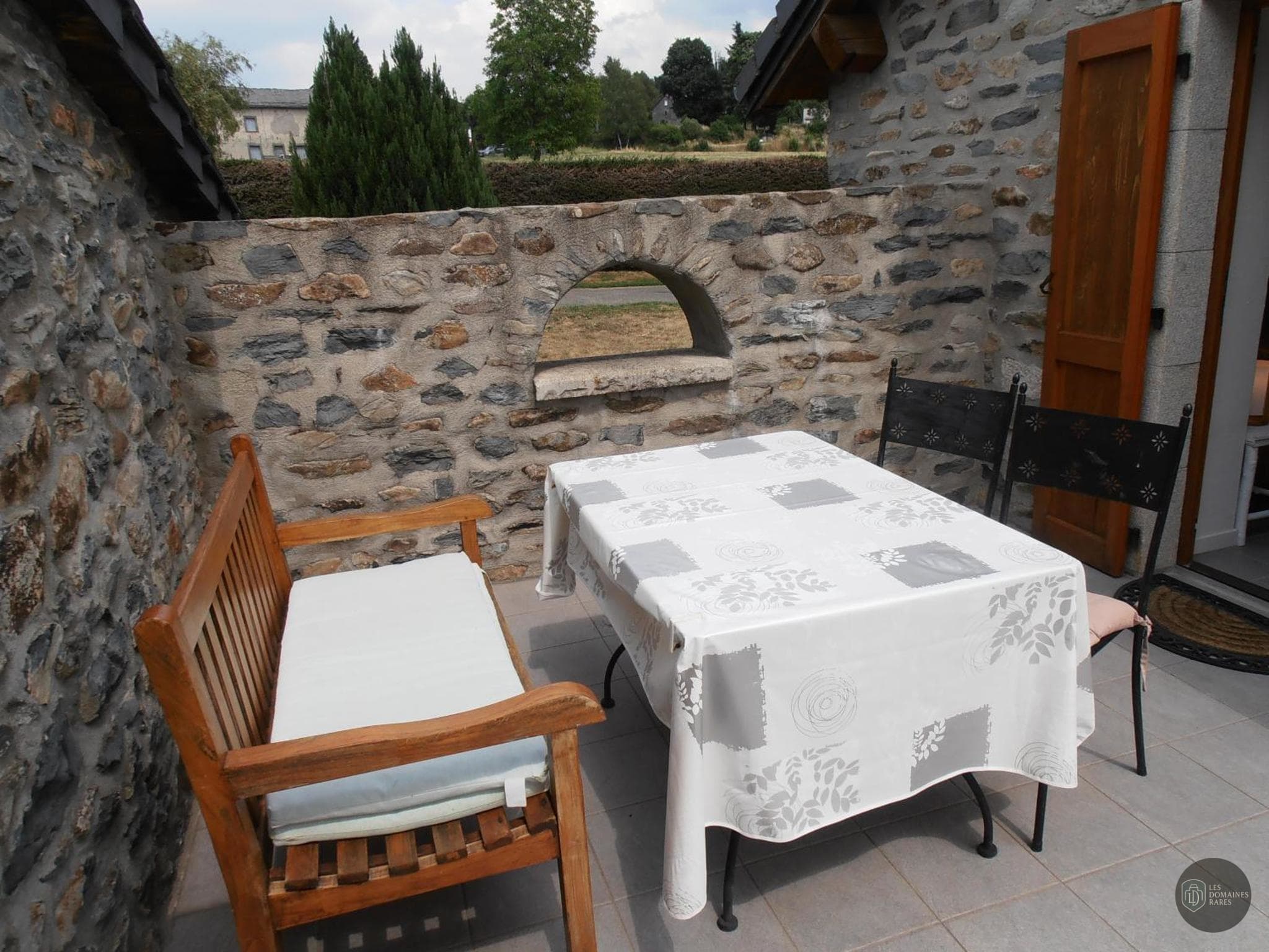 Le Pacha Pertuis — Extérieur