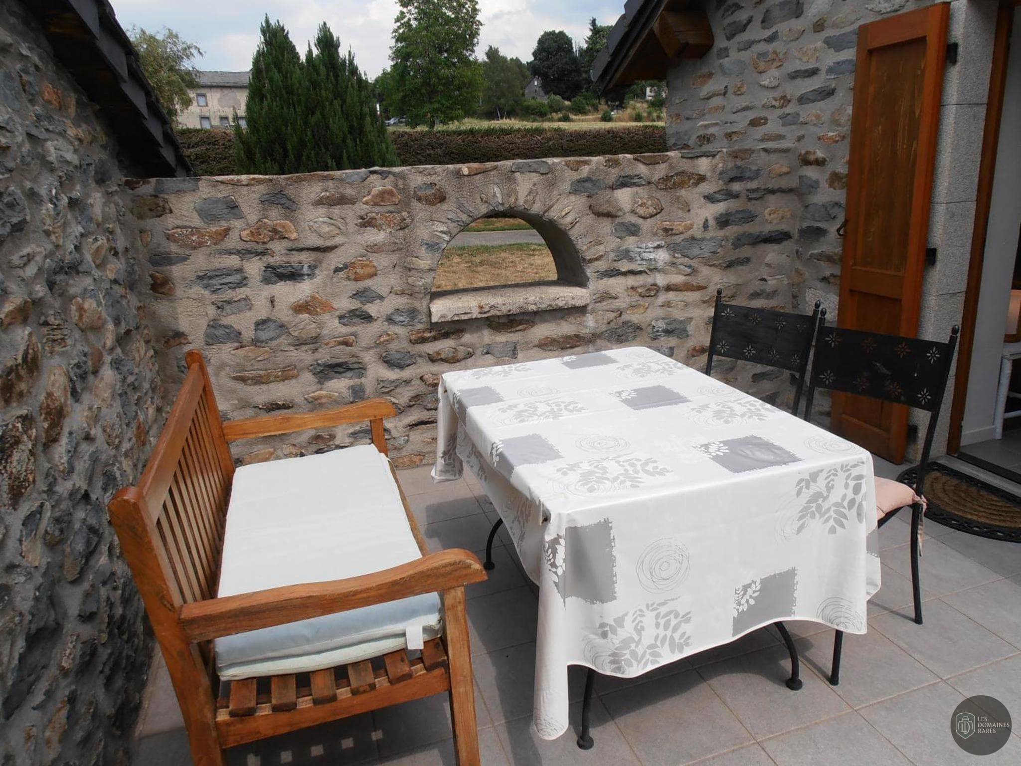 Le Pacha Pertuis — Extérieur