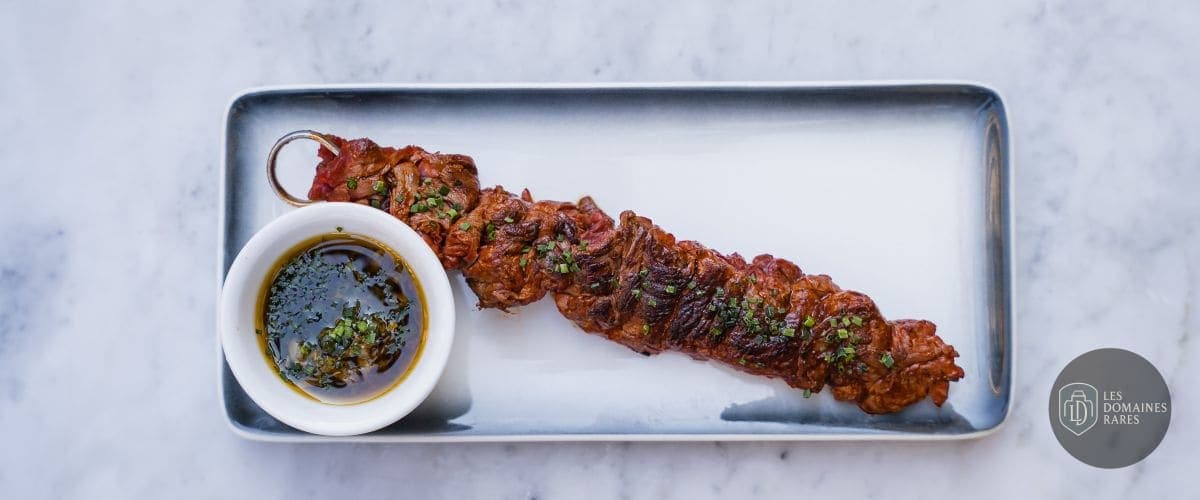 Brochette de viande et sa sauce
