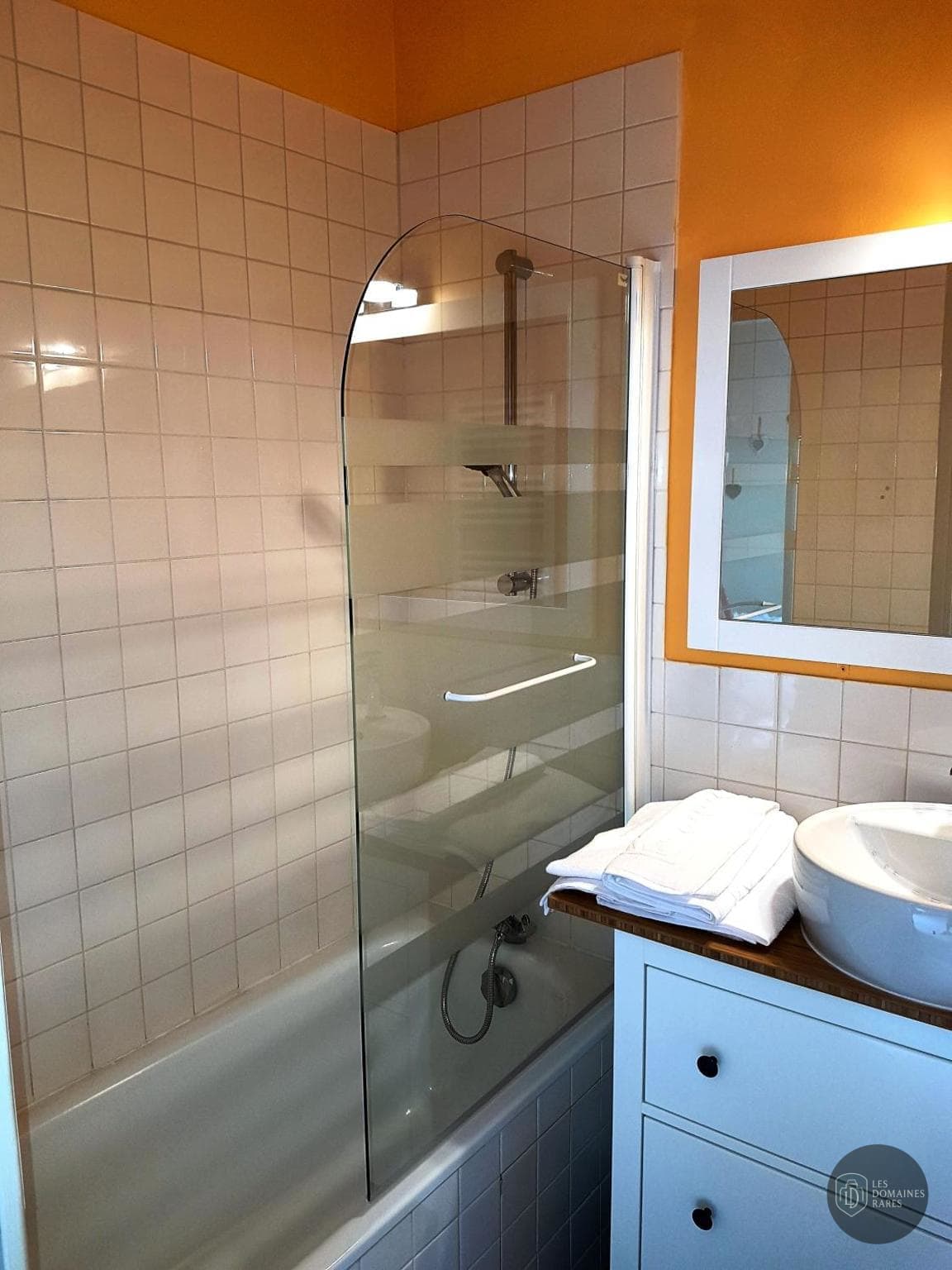 Salle de bain du lieu Le Pavillon à Serqueux en Normandie