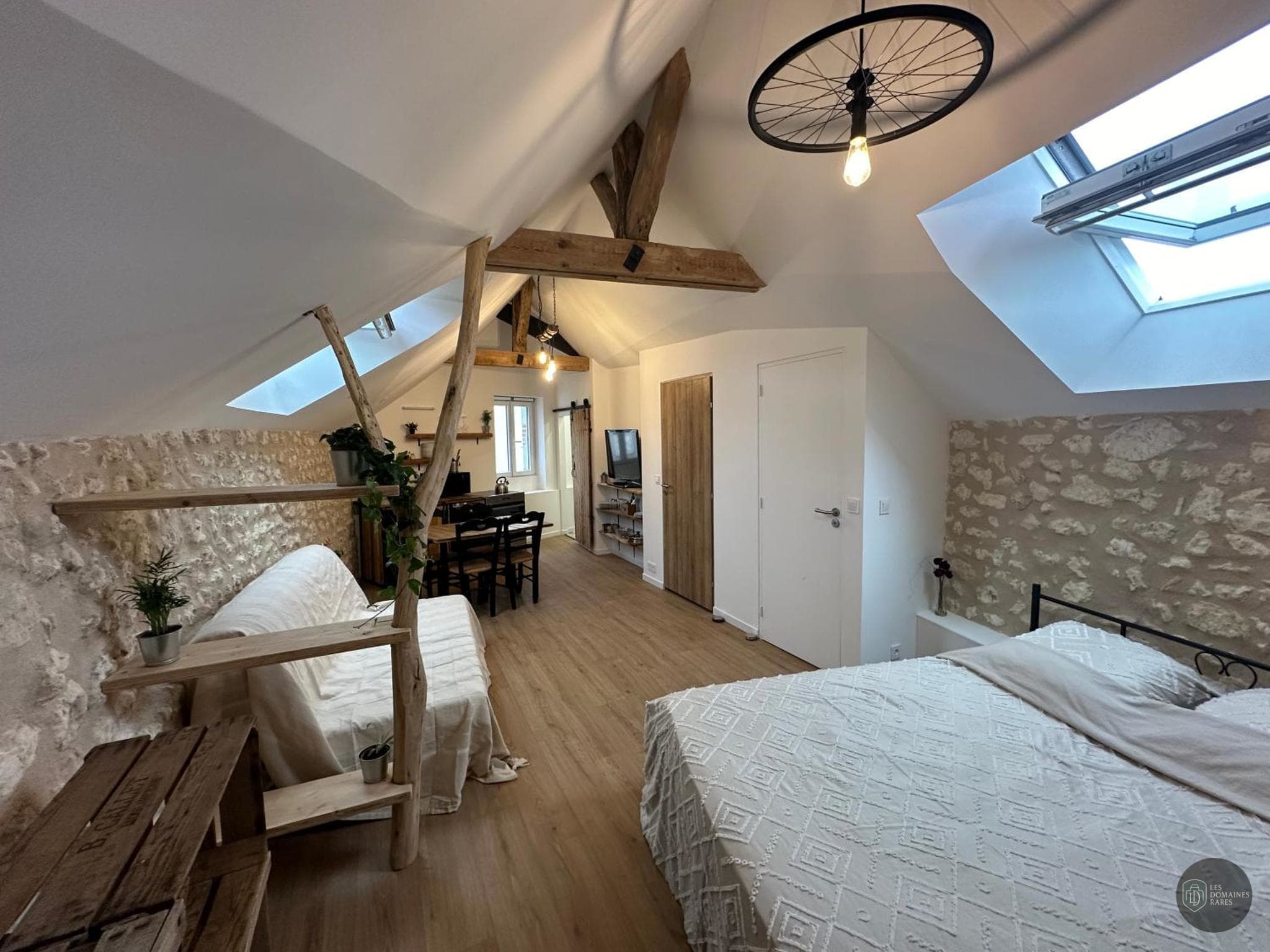 Chambre du lieu Le Perchoir Menilmontant à Paris en Île-de-France