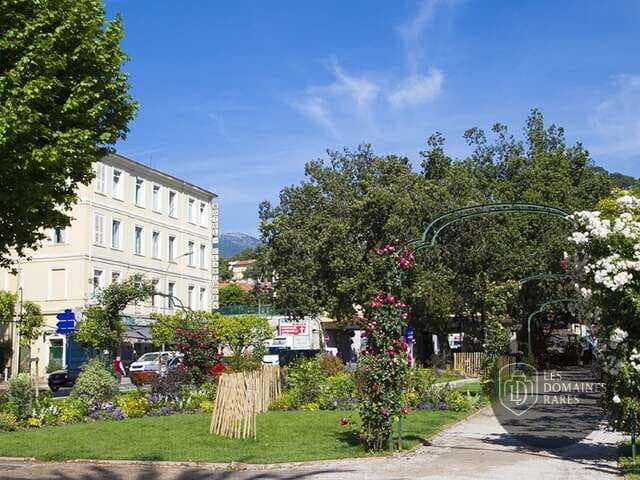 Vue extérieure du lieu Le Picadilly à Rennes en Bretagne