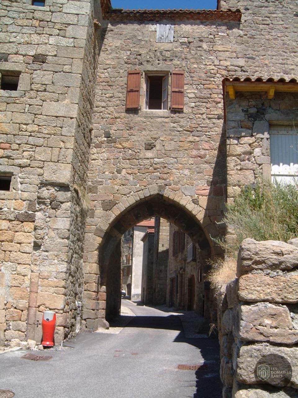 Vue extérieure du lieu Le Ponant à Pacé en Bretagne