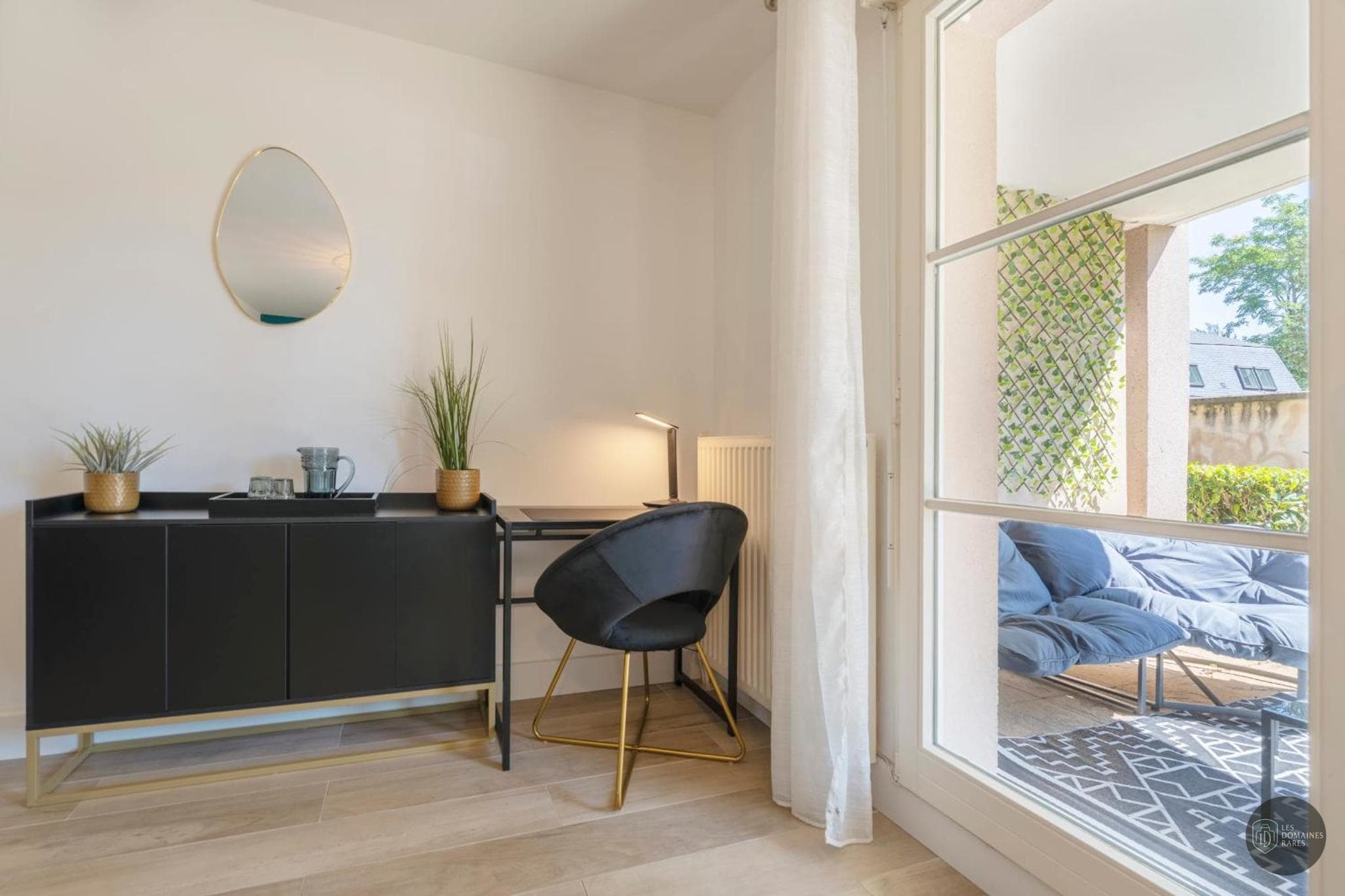 Vue du lieu Le Privé en Île-de-France