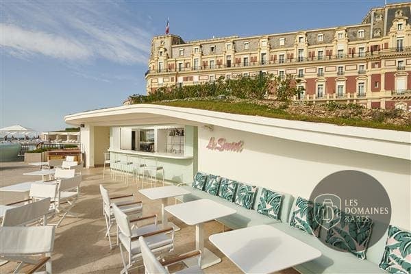 Vue extérieure du lieu Le Prohibido à Biarritz en Nouvelle-Aquitaine