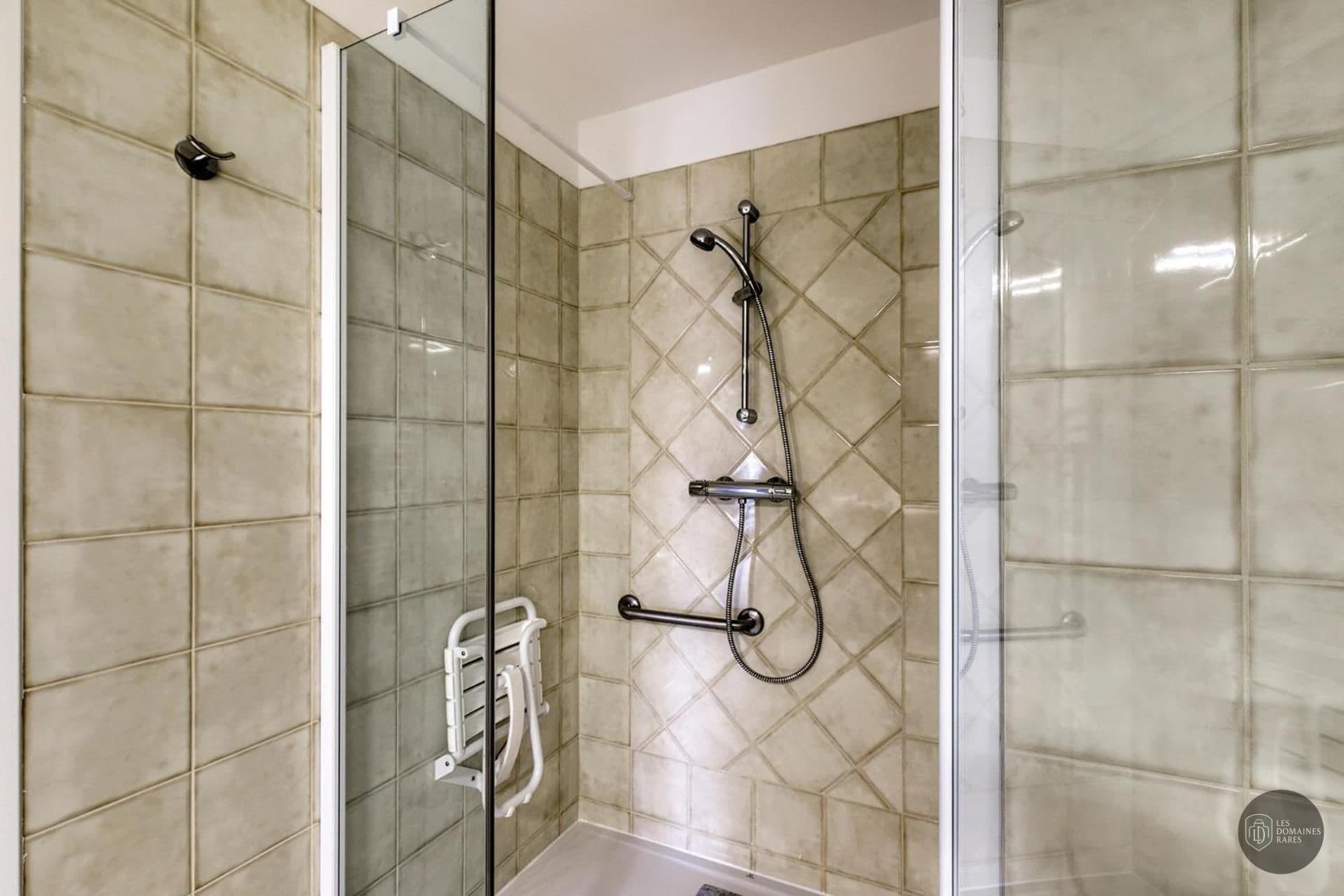Salle de bain du lieu Le Puy Ferrand à Le en Auvergne-Rhône-Alpes