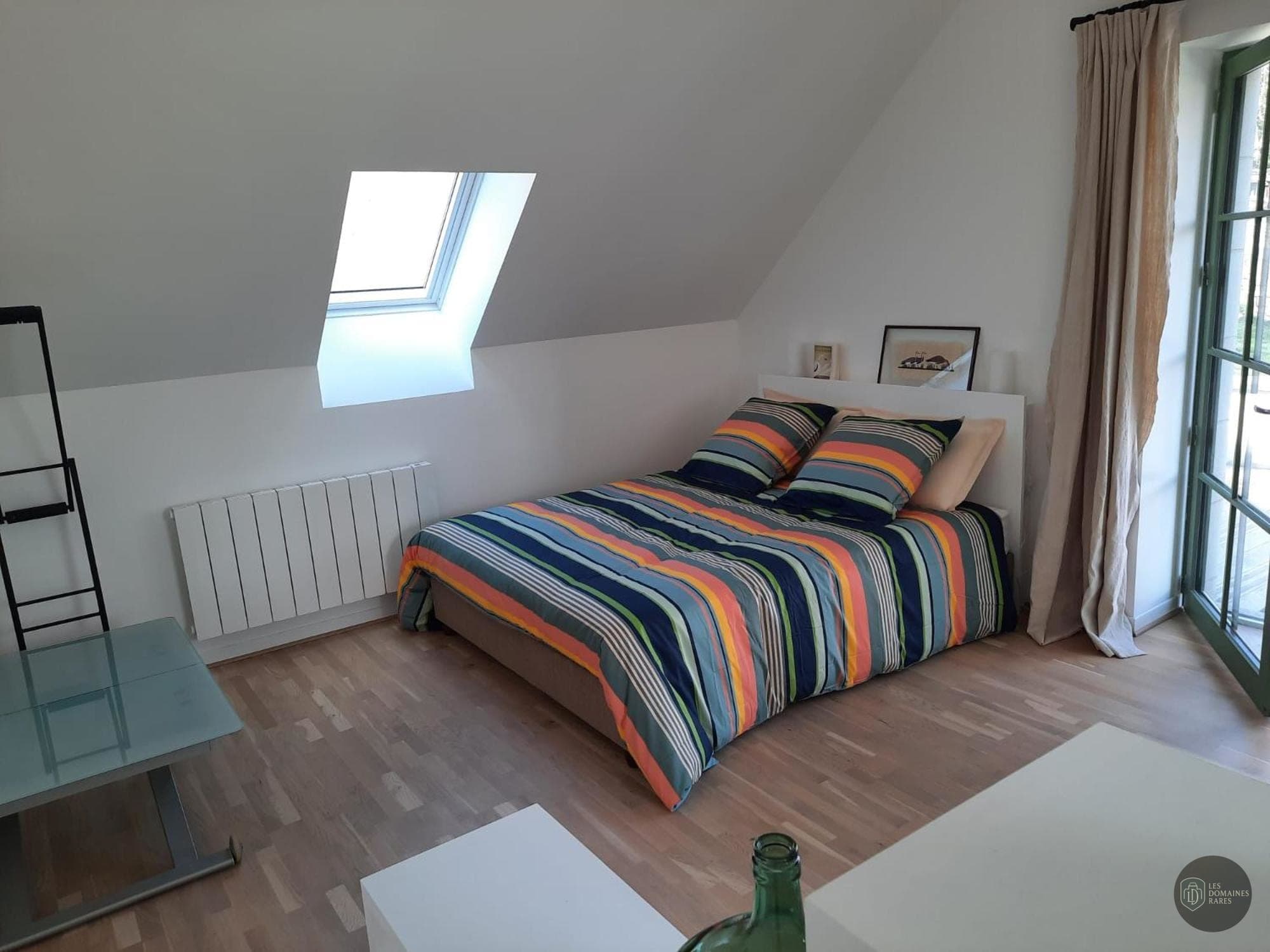 Chambre du château Le Relais Glainois à La en Pays de la Loire - séminaire la chapelle-glain
