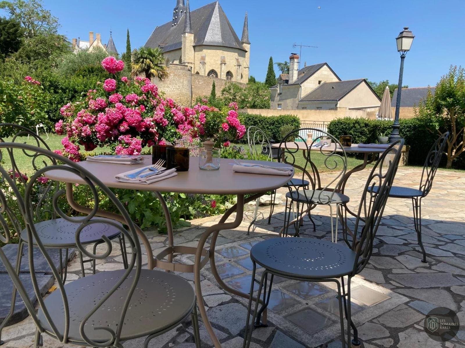 Vue extérieure du relais Le Relais du Bellay en Pays de la Loire