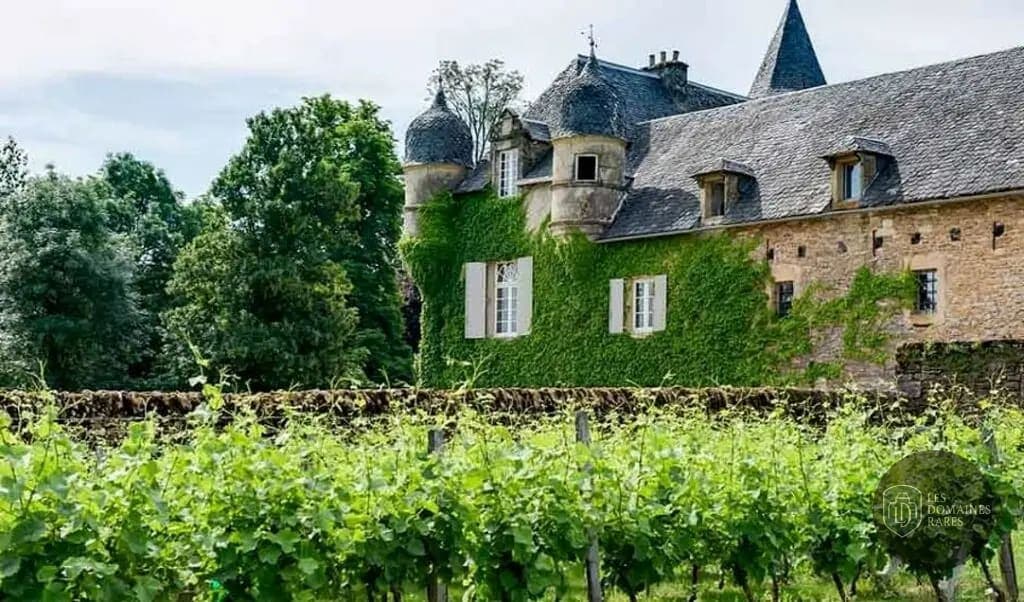 Vue extérieure du lieu Le Relais du Farrou en Occitanie