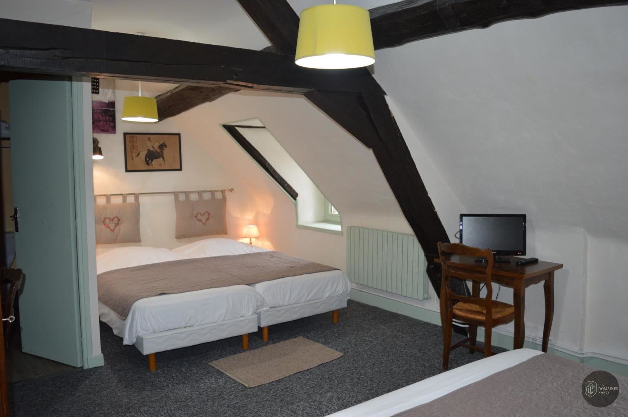 Chambre du relais Le Relais du Morvan à Vézelay en Bourgogne-Franche-Comté - séminaire vézelay, france